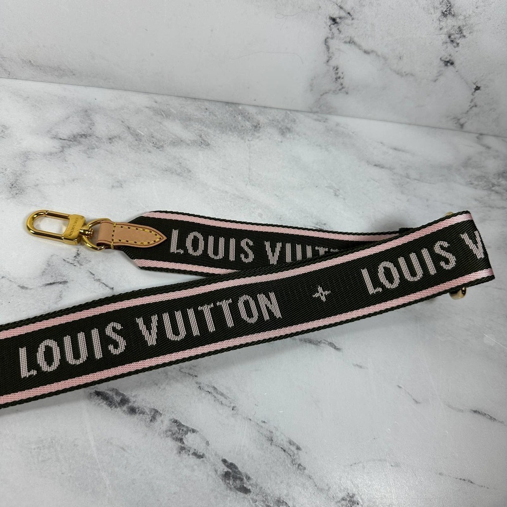 Louis Vuitton Multi Pochette Accessories monogram crossbody 3-bag w/rare Strap - Picture 15 of 16